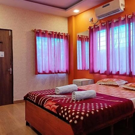 Strawberry Vacations Villa Panchgani Buitenkant foto